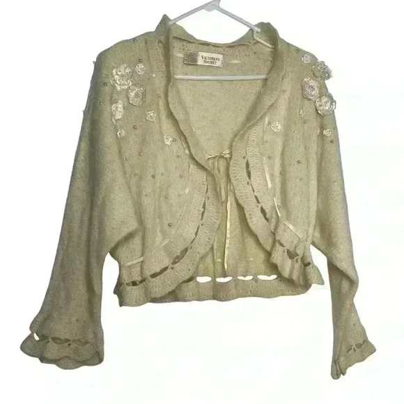 Victoria’s Secret vintage GOLD LABEL, cream, SOFT,romantic,delicate,bed jacketOS - Picture 1 of 13